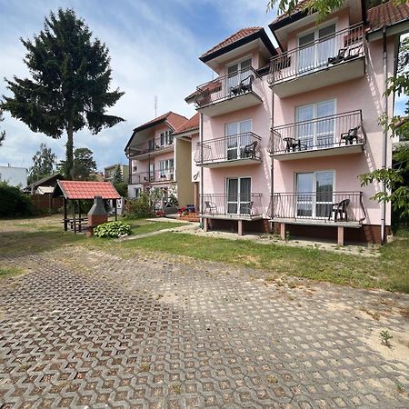 Dom Muszelka Hotel Криница Морска Екстериор снимка
