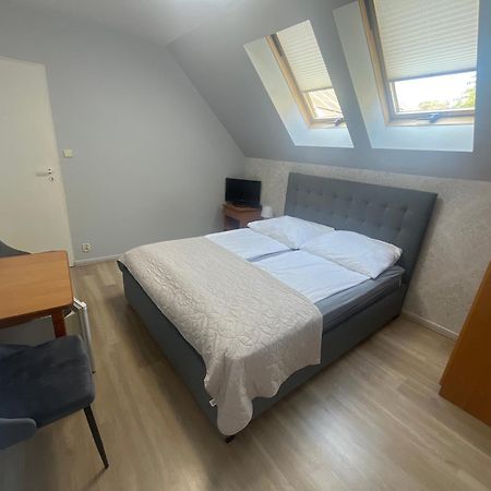 Dom Muszelka Hotel Криница Морска Екстериор снимка
