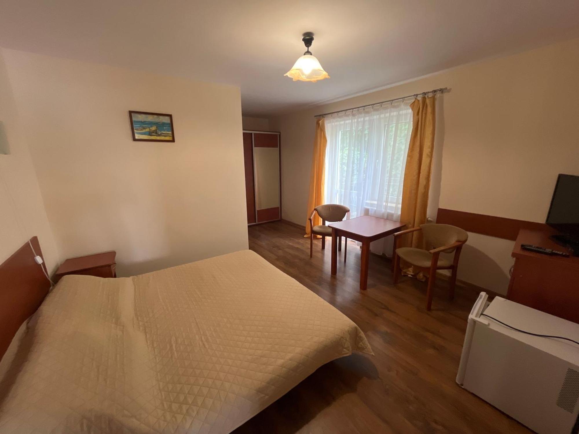 Dom Muszelka Hotel Криница Морска Екстериор снимка