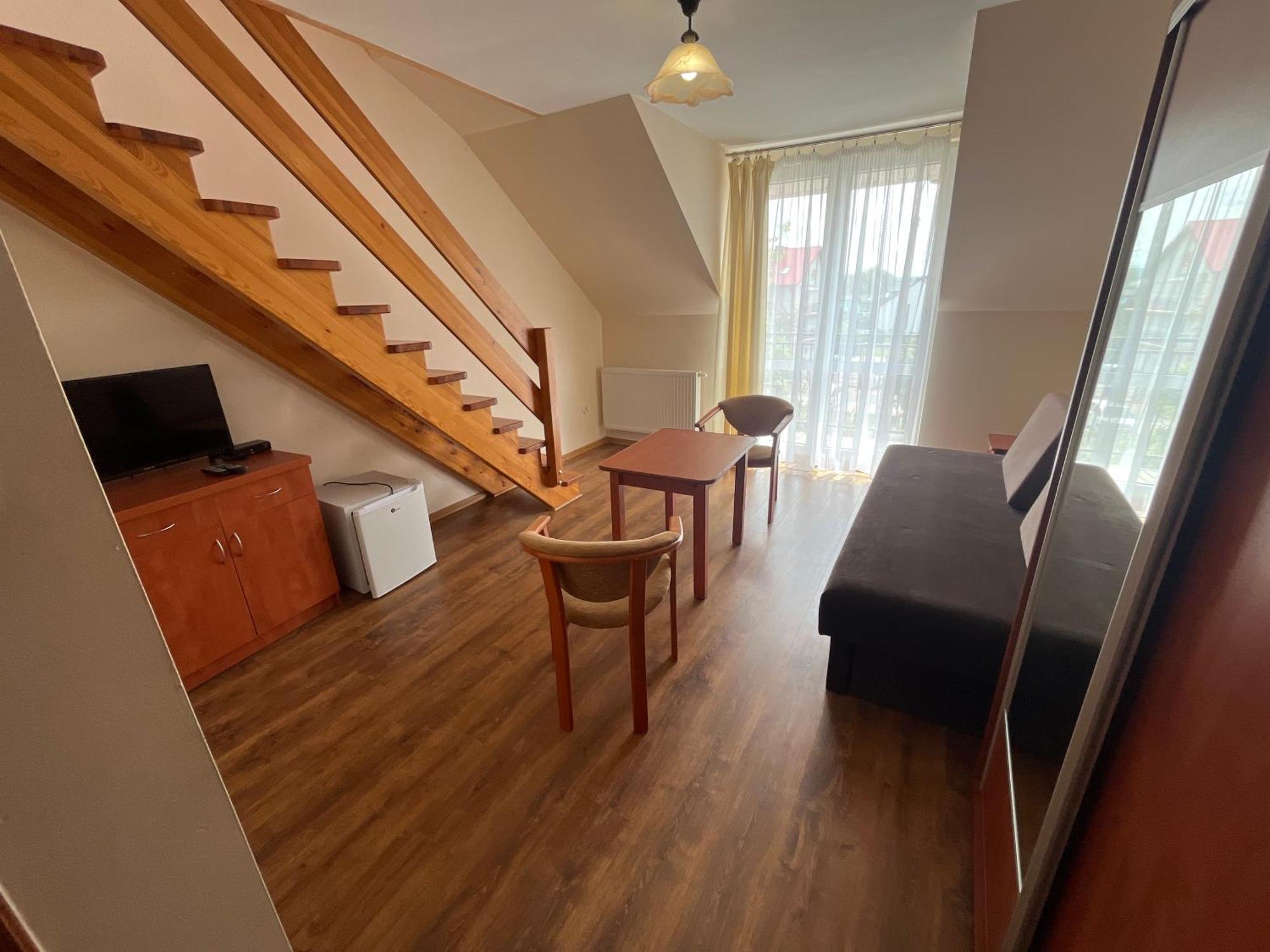Dom Muszelka Hotel Криница Морска Екстериор снимка