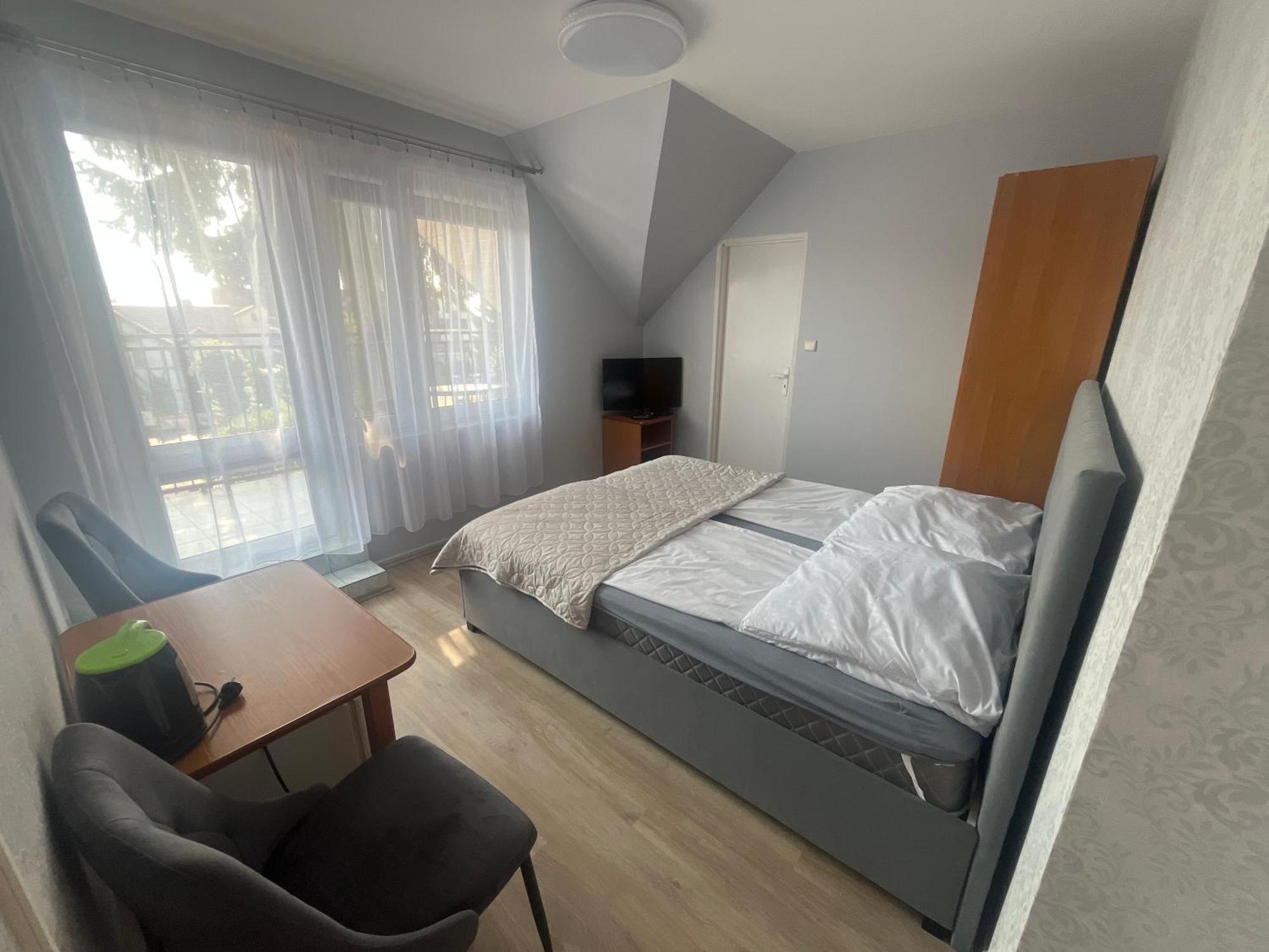 Dom Muszelka Hotel Криница Морска Екстериор снимка
